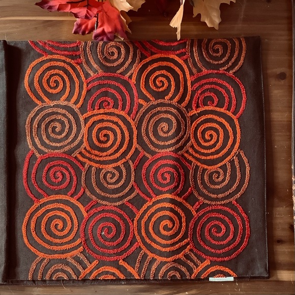 Fall Geometric Cotton Runner and 6 Matching Placemats - Picture 2 of 3